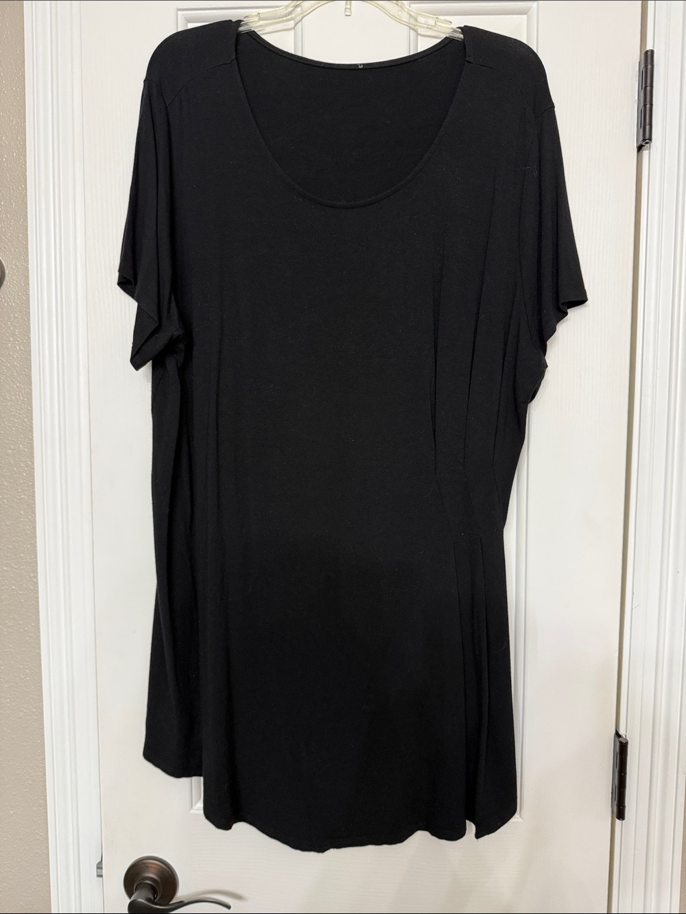 Black Women's Scoop Neck Short Sleeve long length Top
